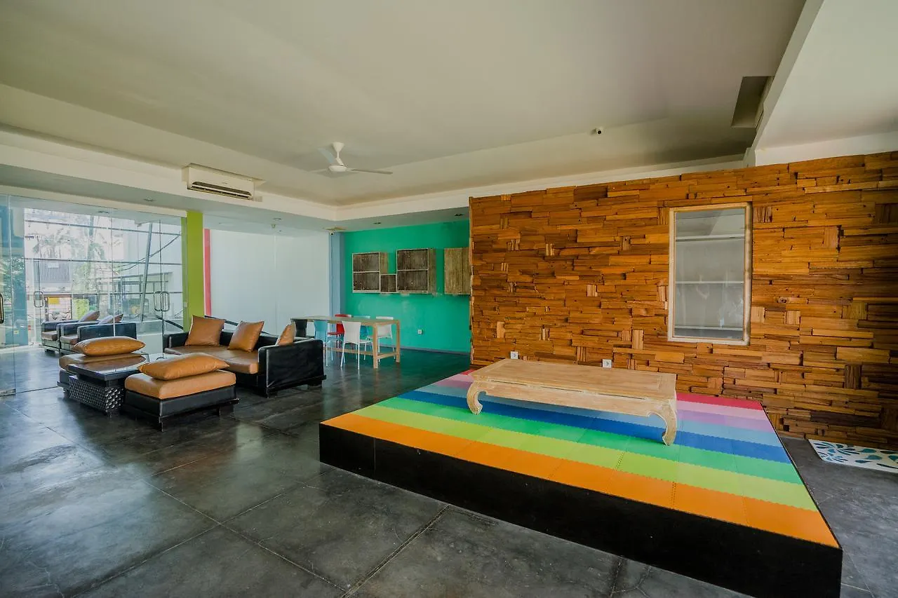 Cozy Bobo Hostel Seminyak